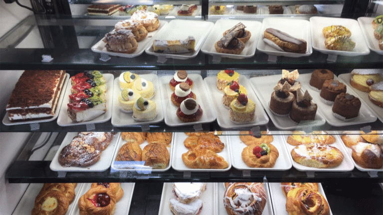 Le Rendez-vous Cafe and French Pastry